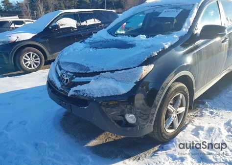 2015 Toyota Rav4 Xle z USA, uszkodzony, nr VIN 2T3RFREV6FW405394